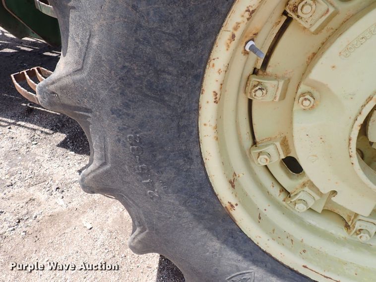 image for item DS7163 John Deere  tractor