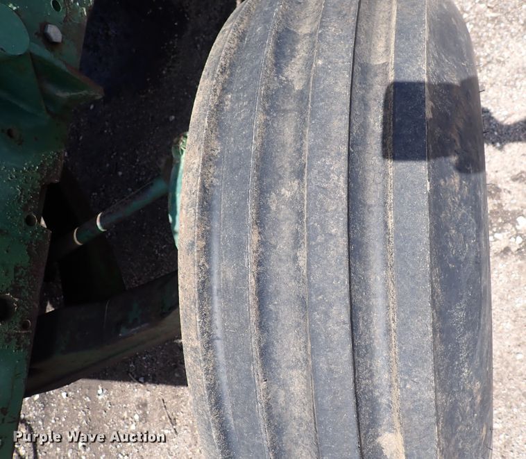 image for item DS7163 John Deere  tractor