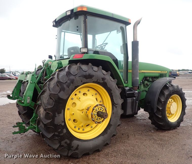 image for item DS7165 1995 John Deere 8400  MFWD tractor