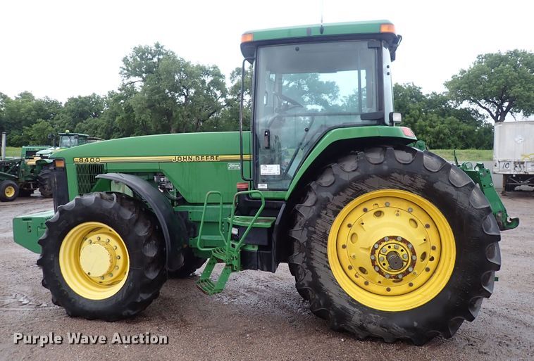 image for item DS7165 1995 John Deere 8400  MFWD tractor