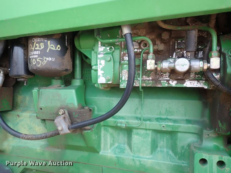 image for item DS7165 1995 John Deere 8400  MFWD tractor