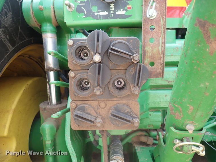 image for item DS7165 1995 John Deere 8400  MFWD tractor