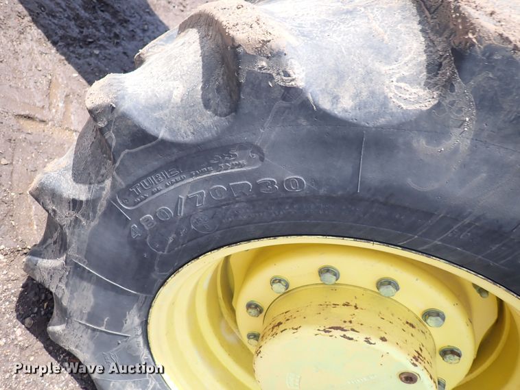 image for item DS7165 1995 John Deere 8400  MFWD tractor