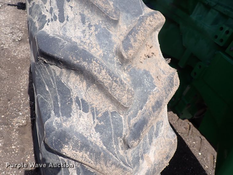 image for item DS7165 1995 John Deere 8400  MFWD tractor