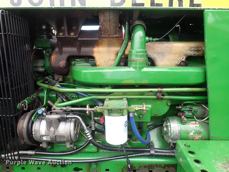 image for item DS7166 1988 John Deere 4450  MFWD tractor