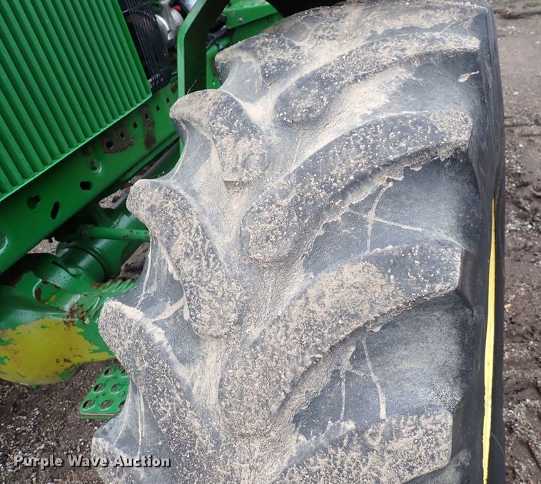 image for item DS7166 1988 John Deere 4450  MFWD tractor