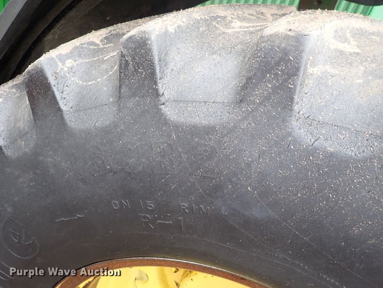 image for item DS7166 1988 John Deere 4450  MFWD tractor