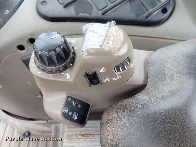 image for item DS7169 2010 Case IH Maxxum 125  MFWD tractor