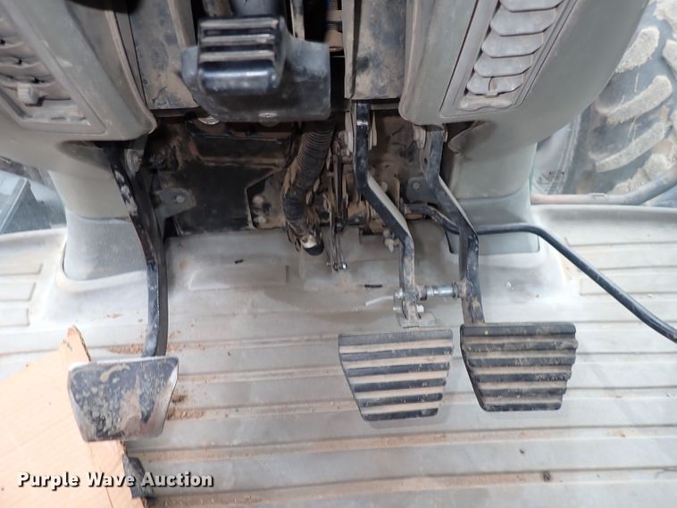 image for item DS7169 2010 Case IH Maxxum 125  MFWD tractor