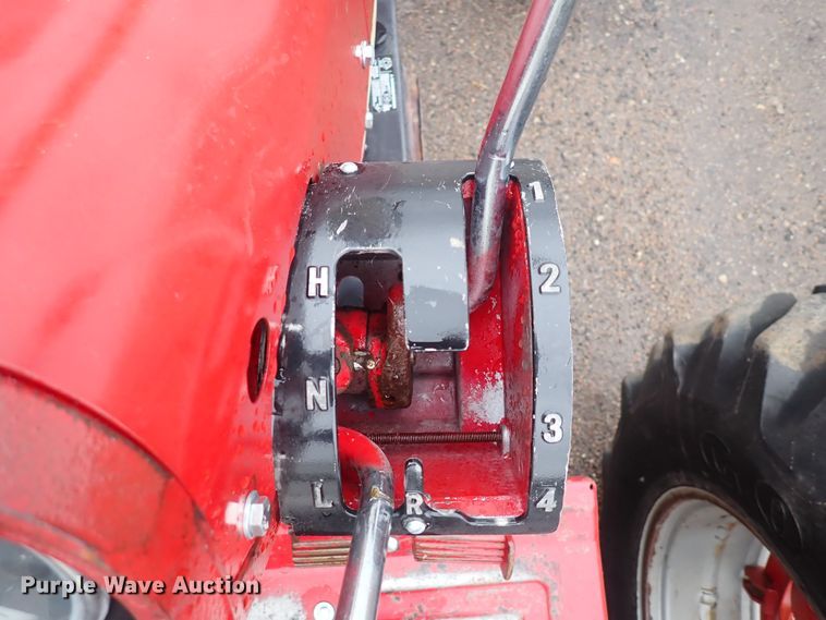 image for item DS7170 International Farmall 856  tractor