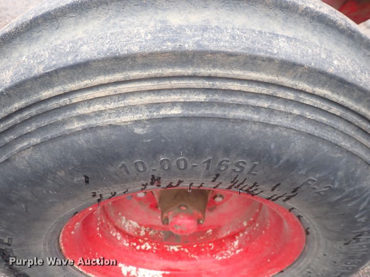 image for item DS7171 International 1456  tractor