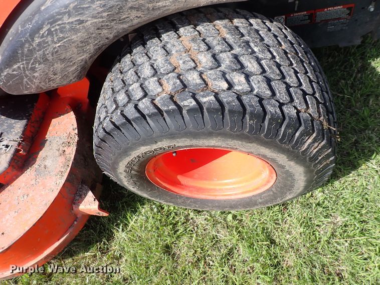 image for item DS7184 Kubota ZD331  ZTR lawn mower