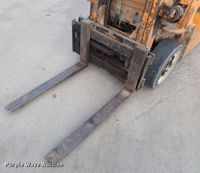 image for item DS7228 Toyota 5FDC25  forklift