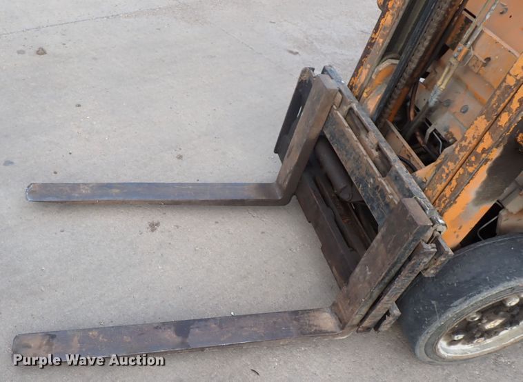 image for item DS7228 Toyota 5FDC25  forklift