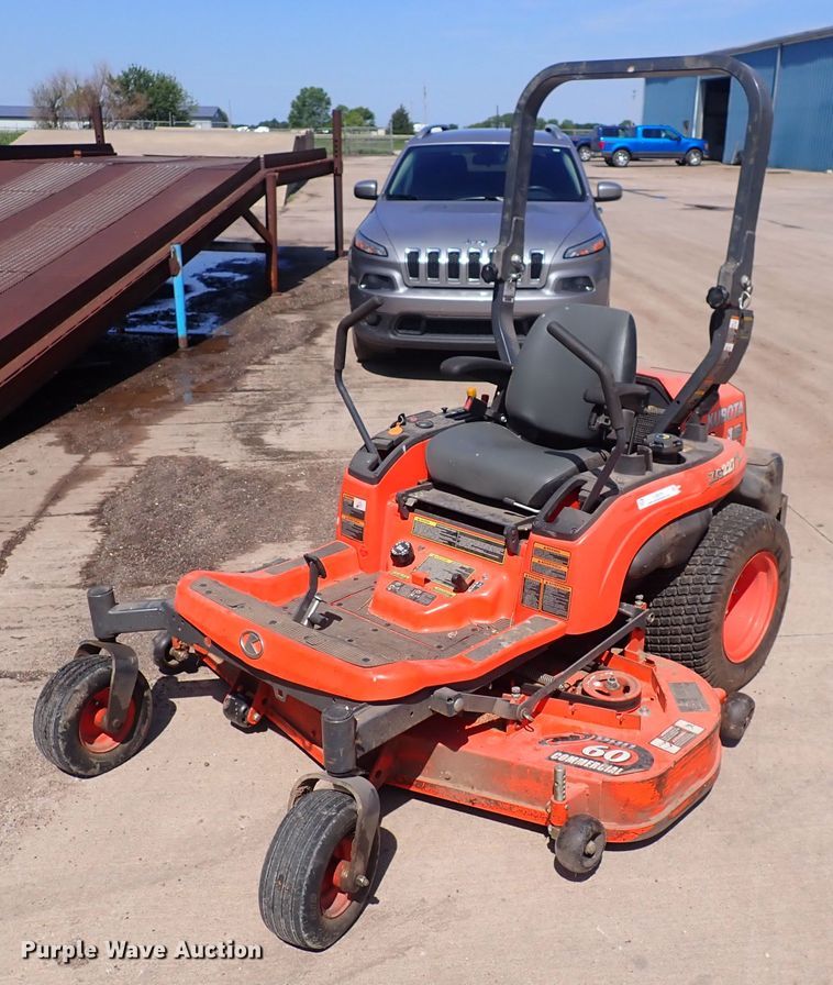 image for item LU9279 Kubota ZG227  ZTR lawn mower