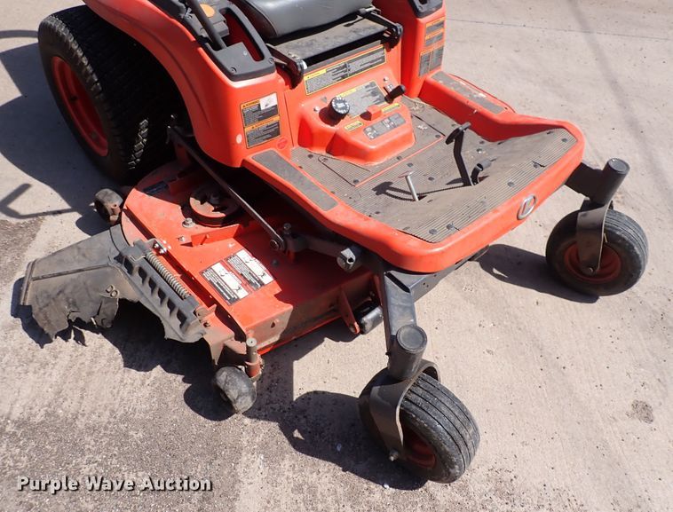 image for item LU9279 Kubota ZG227  ZTR lawn mower