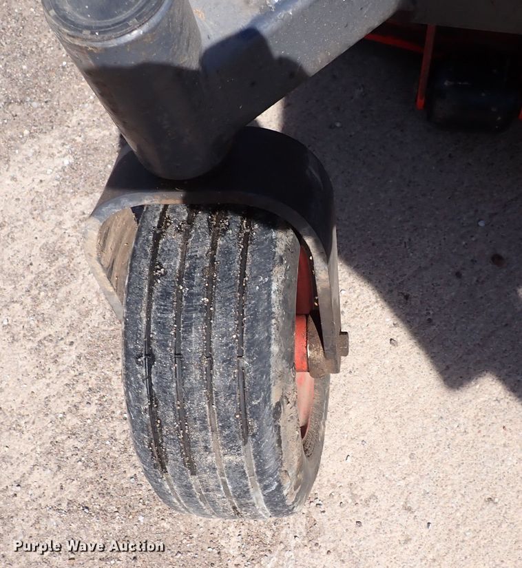 image for item LU9279 Kubota ZG227  ZTR lawn mower