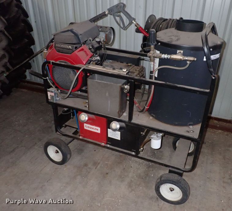 image for item LU9280 Hot pressure washer