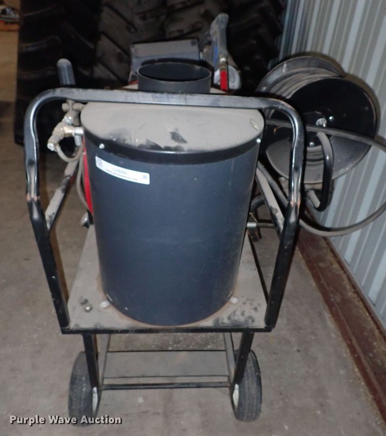 image for item LU9280 Hot pressure washer