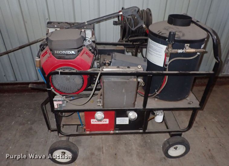 image for item LU9280 Hot pressure washer