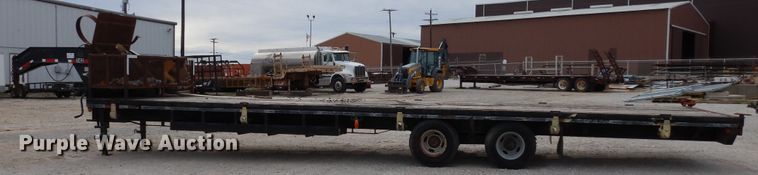 image for item DF0297 2006 Apache  equipment trailer