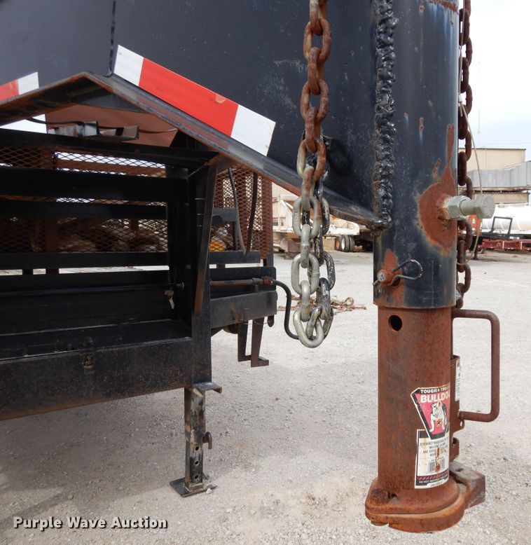 image for item DF0297 2006 Apache  equipment trailer