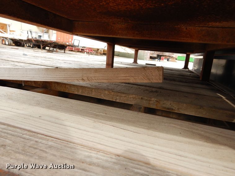 image for item DF0297 2006 Apache  equipment trailer