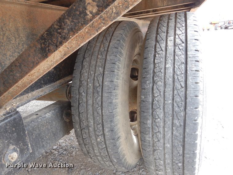 image for item DF0297 2006 Apache  equipment trailer