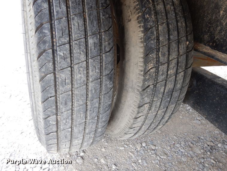 image for item DF0297 2006 Apache  equipment trailer