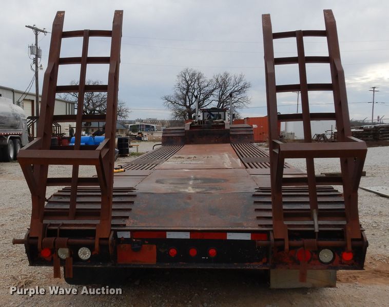 image for item DJ6573 1996 Clark drop deck equipment trailer