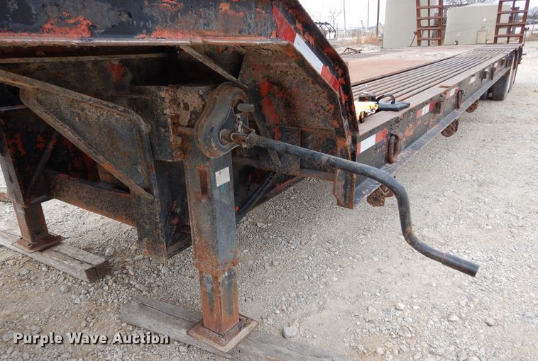 image for item DJ6573 1996 Clark drop deck equipment trailer