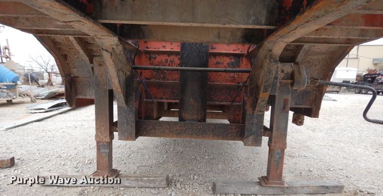 image for item DJ6573 1996 Clark drop deck equipment trailer