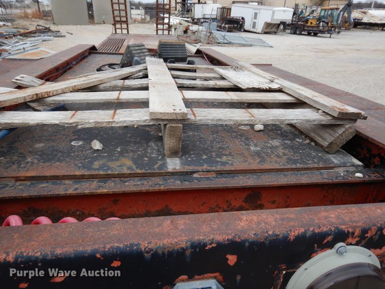 image for item DJ6573 1996 Clark drop deck equipment trailer