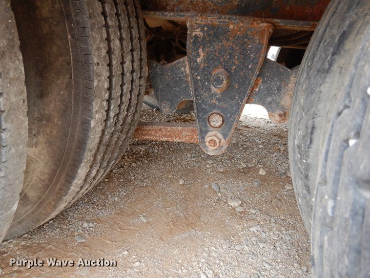 image for item DJ6573 1996 Clark drop deck equipment trailer