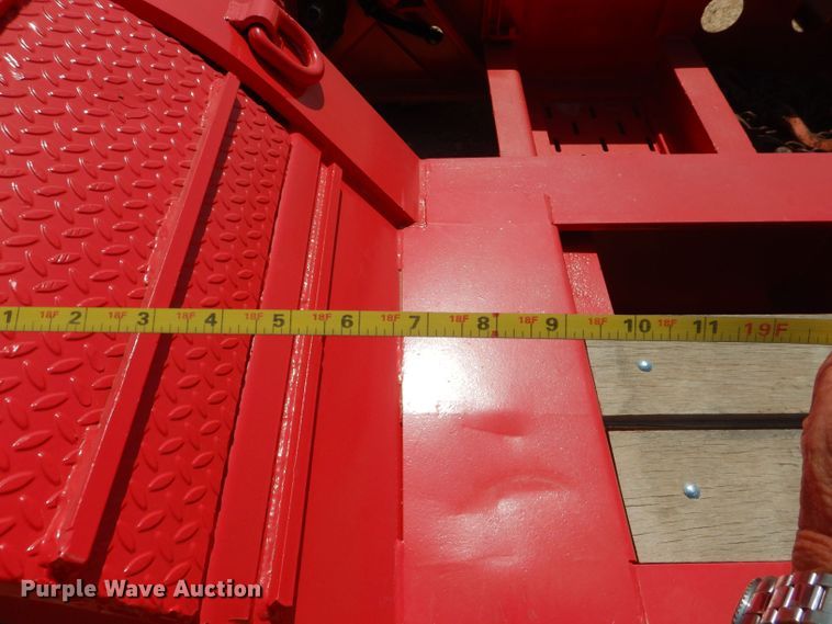 image for item DJ8960 2005 Fontaine Magnitude 55L  lowboy equipment trailer