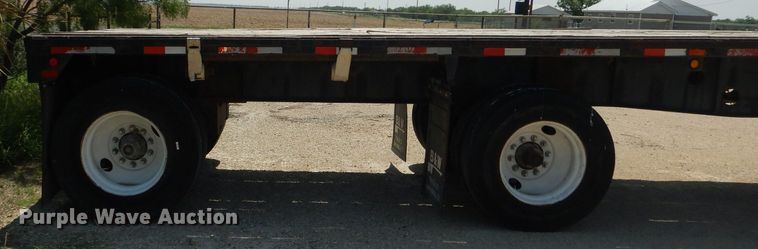 image for item DJ8961 1992 Transcraft TL120  flatbed trailer