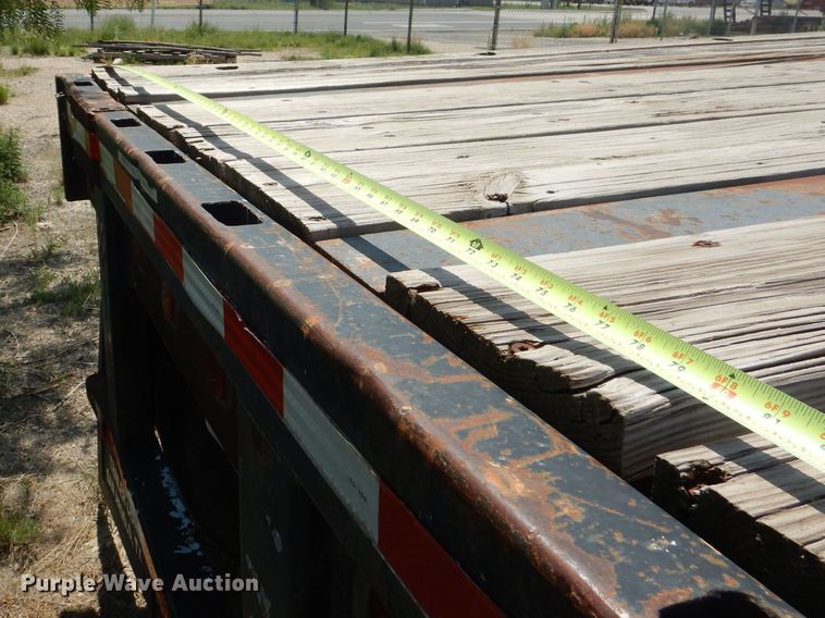 image for item DJ8961 1992 Transcraft TL120  flatbed trailer