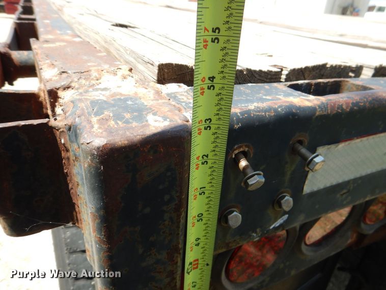 image for item DJ8961 1992 Transcraft TL120  flatbed trailer