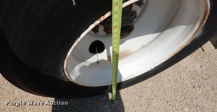 image for item DJ8961 1992 Transcraft TL120  flatbed trailer