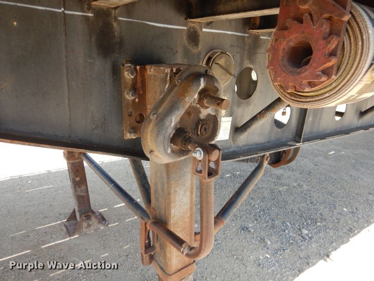 image for item DJ8961 1992 Transcraft TL120  flatbed trailer