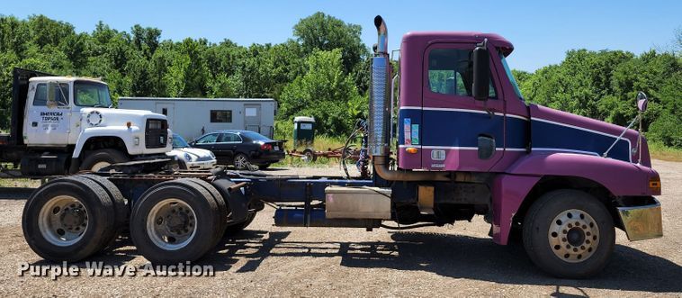 image for item DL6607 1998 Freightliner FLC120  semi truck