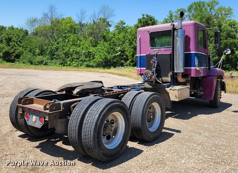 image for item DL6607 1998 Freightliner FLC120  semi truck