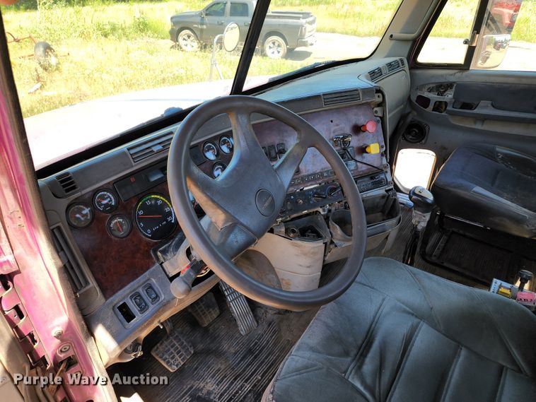 image for item DL6607 1998 Freightliner FLC120  semi truck