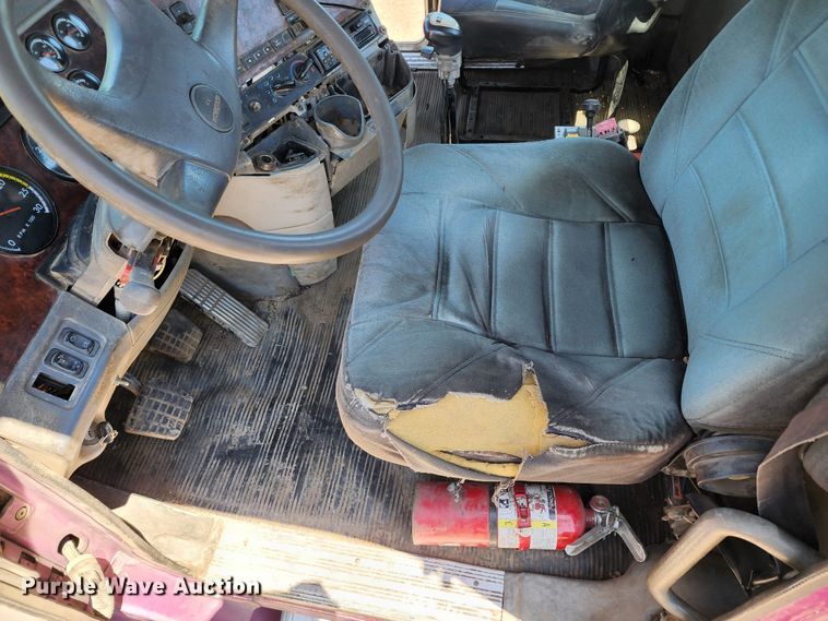 image for item DL6607 1998 Freightliner FLC120  semi truck