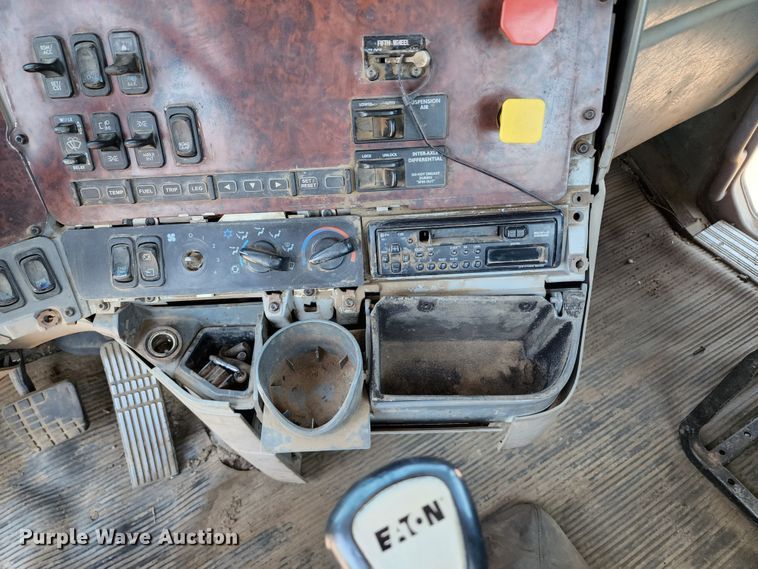 image for item DL6607 1998 Freightliner FLC120  semi truck