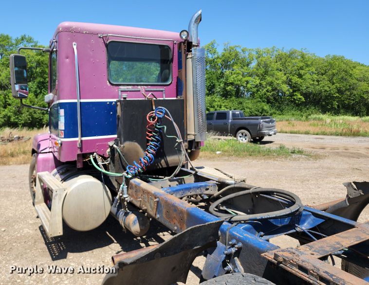 image for item DL6607 1998 Freightliner FLC120  semi truck