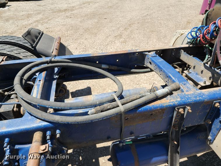 image for item DL6607 1998 Freightliner FLC120  semi truck