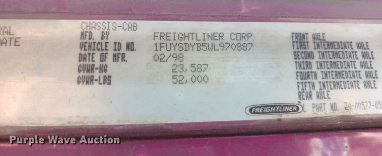 image for item DL6607 1998 Freightliner FLC120  semi truck