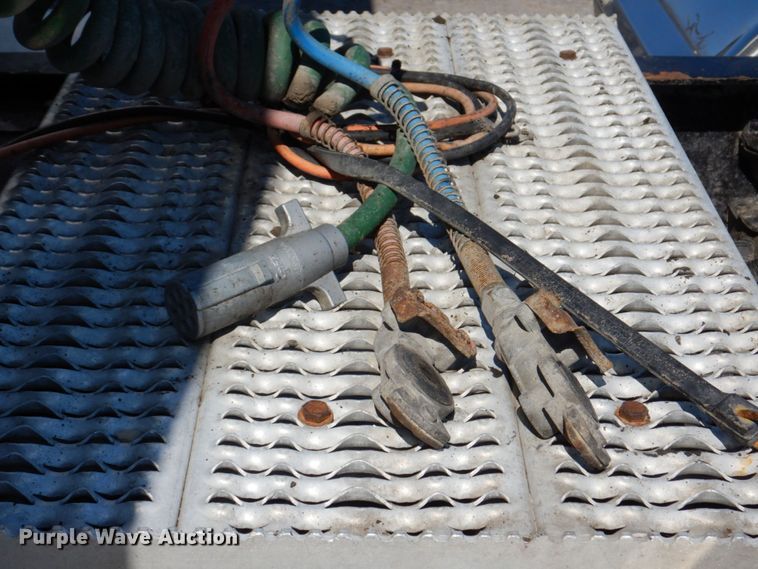 image for item DM2282 2007 Peterbilt 379  semi truck