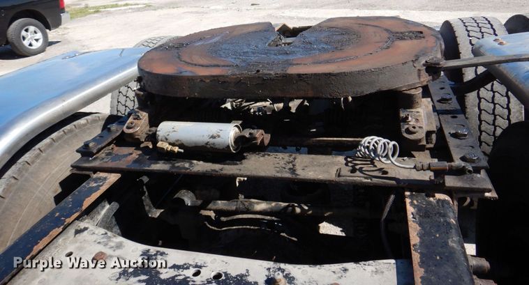 image for item DM2282 2007 Peterbilt 379  semi truck